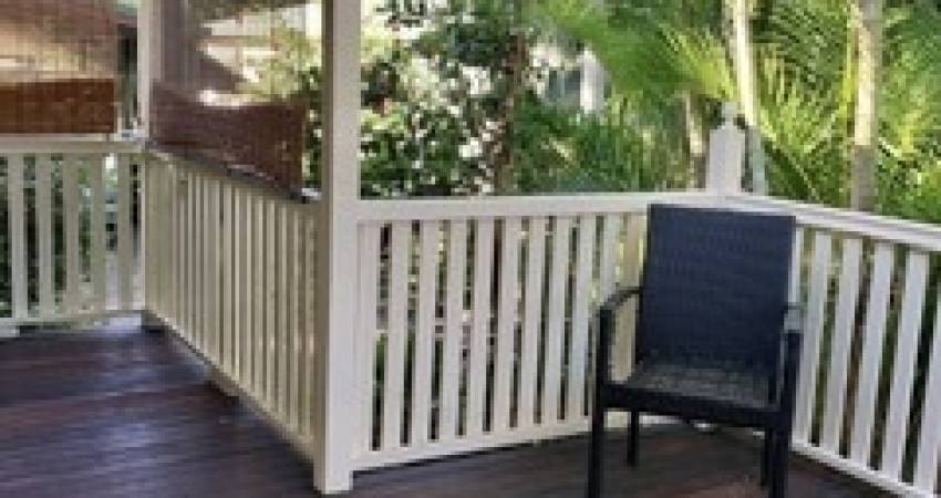 123 Mark Road East Caloundra West QLd 4551 1