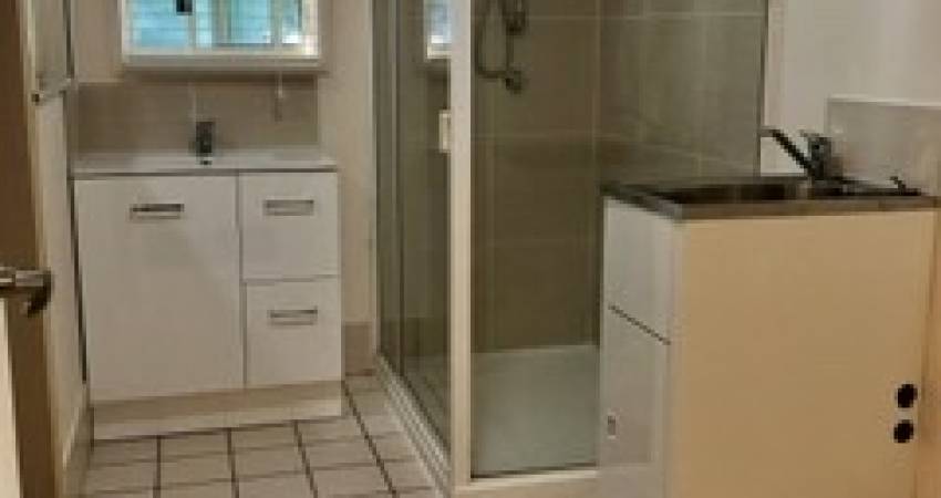 123 Mark Road East Caloundra West QLd 4551 5