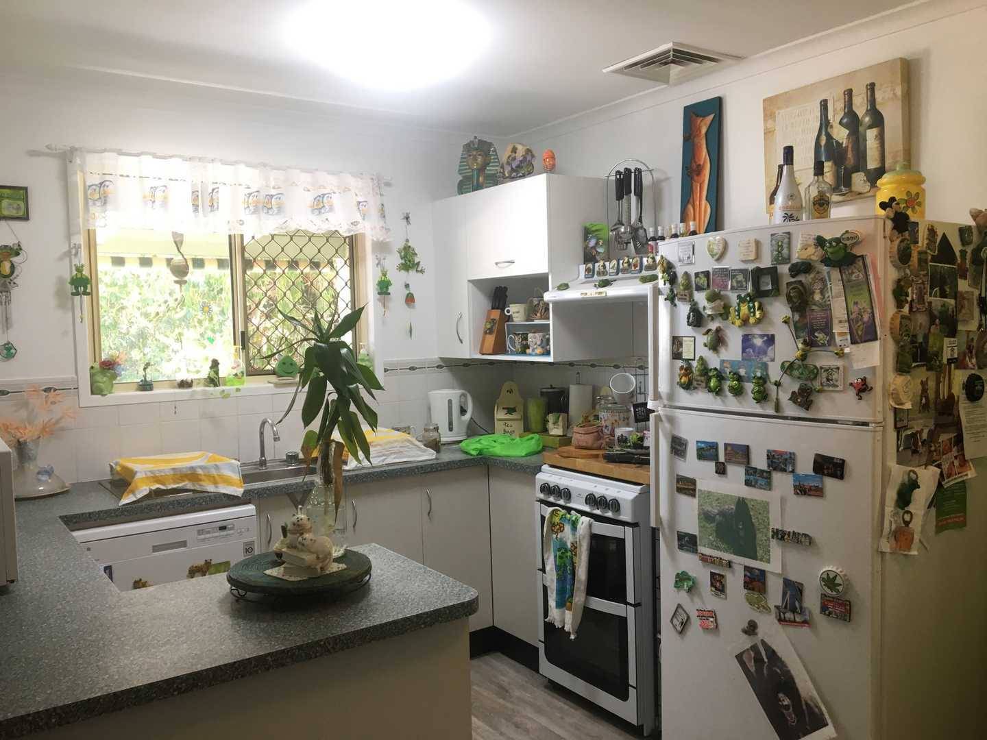 208-218 Elizabeth Street Urangan QLD 4655-4