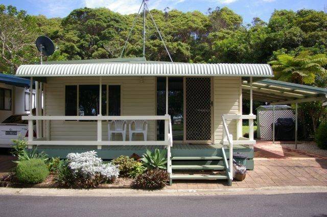 P2 White Albatross Caravan Park NAMBUCCA HEADS NSW 2448 2