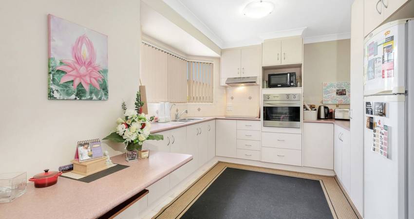 530 Bridge St, Wilsonton QLD 4350 6