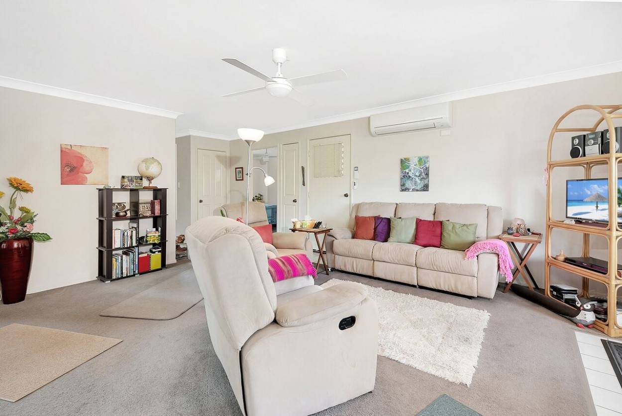 530 Bridge St, Wilsonton QLD 4350 5