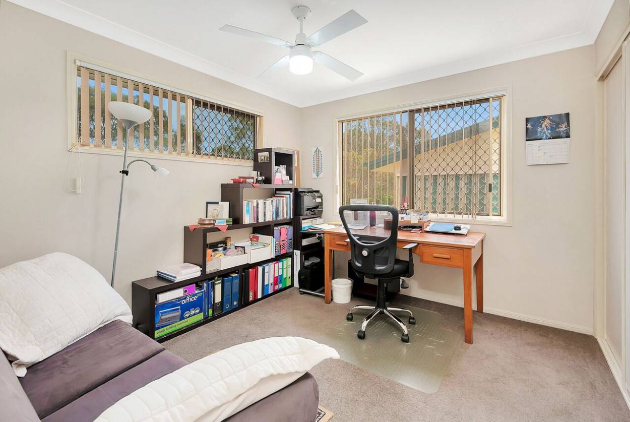 530 Bridge St, Wilsonton QLD 4350 3