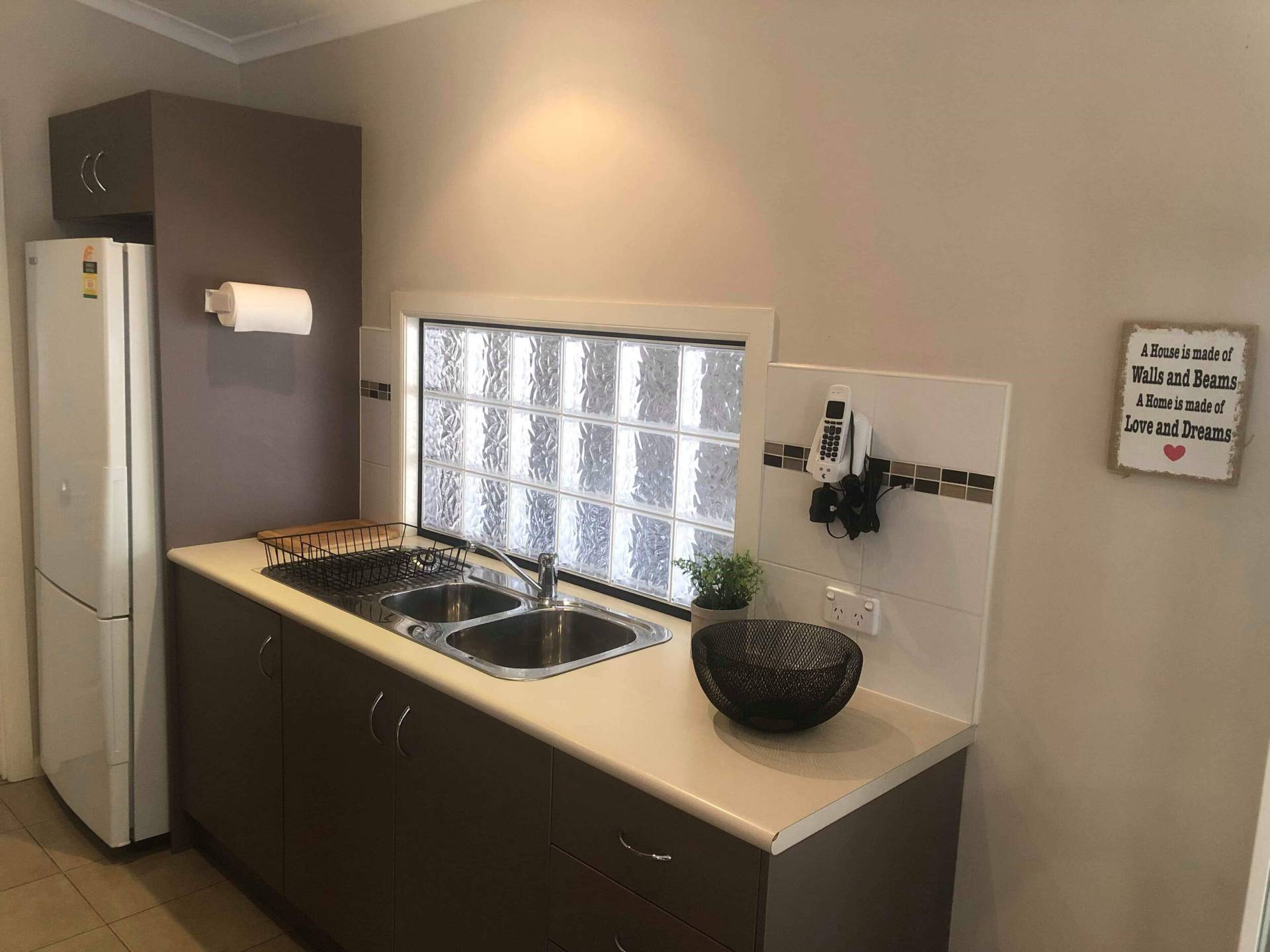 1A GORDON CLOSE, ANNA BAY, NSW, 2316 3