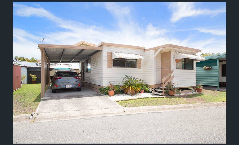 Sandstone Point, Qld 4511-7