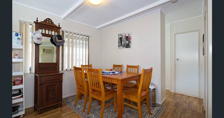 Sandstone Point, Qld 4511-4