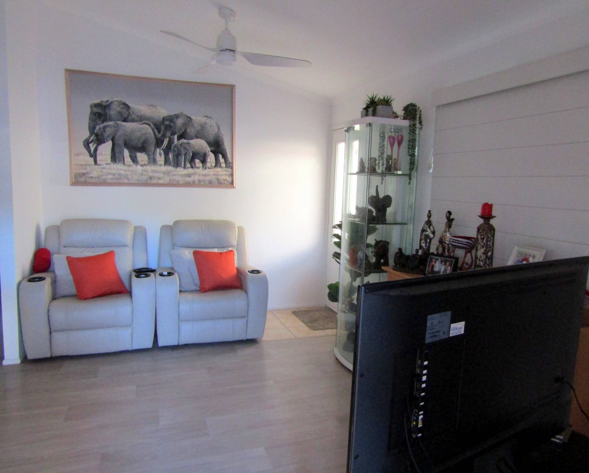 210 Pacific Highway, Coffs Harbour, NSW 2450 -2