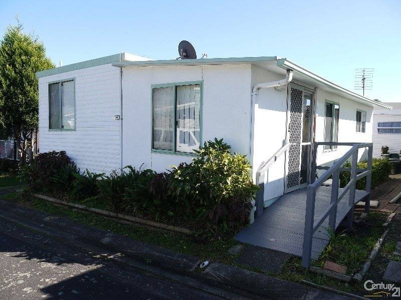 Site 4 D Row Broadlands Estate, Green Point, NSW 2251 2