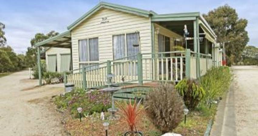 Site 52 Eldorado Tourist Park, 360 Ballarat Road, Batesford, Vic 3213 2