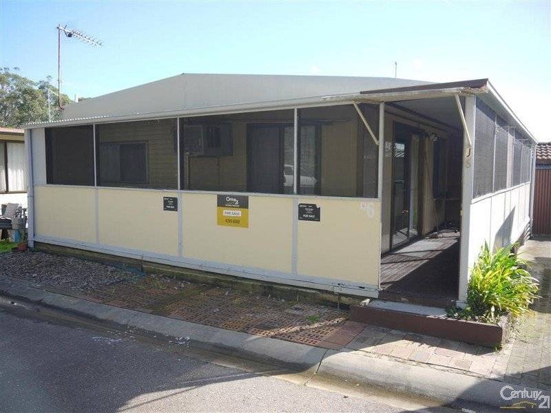 J Row Site 6 Green Point NSW 2251 2