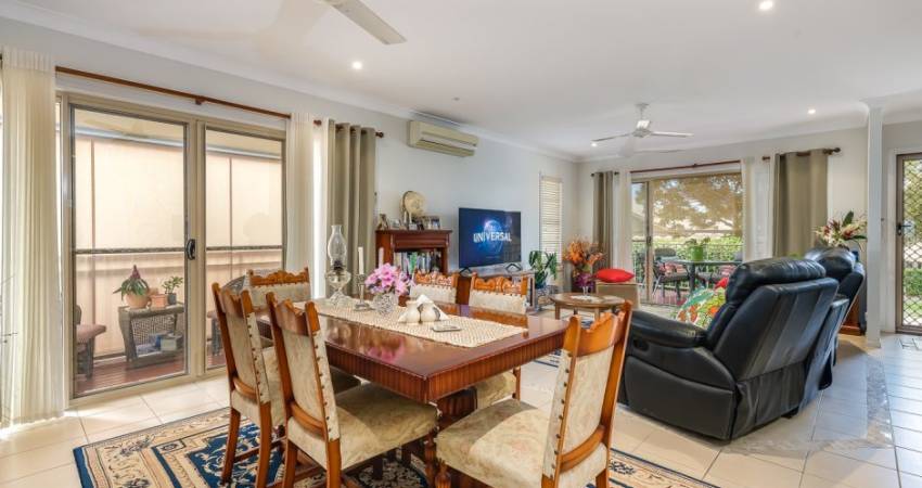 18/1 McKenzie Dr, Highland Park QLD 4211 - 2