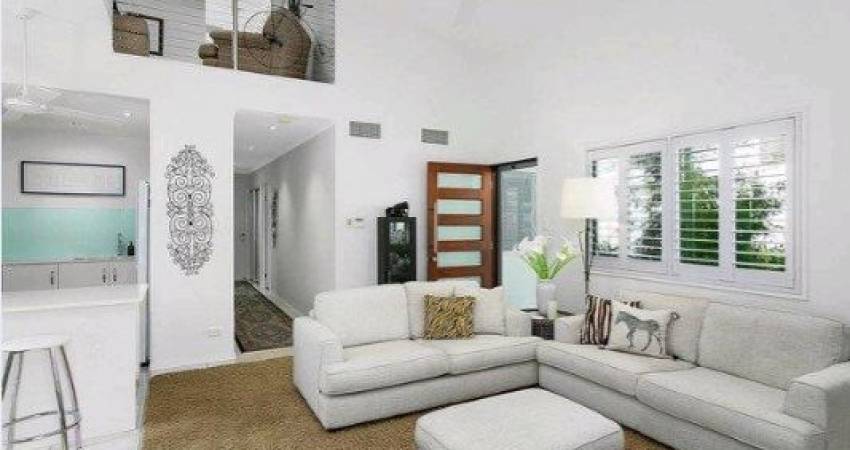 2 Barneys Point Road, Banora Point NSW 2486-3