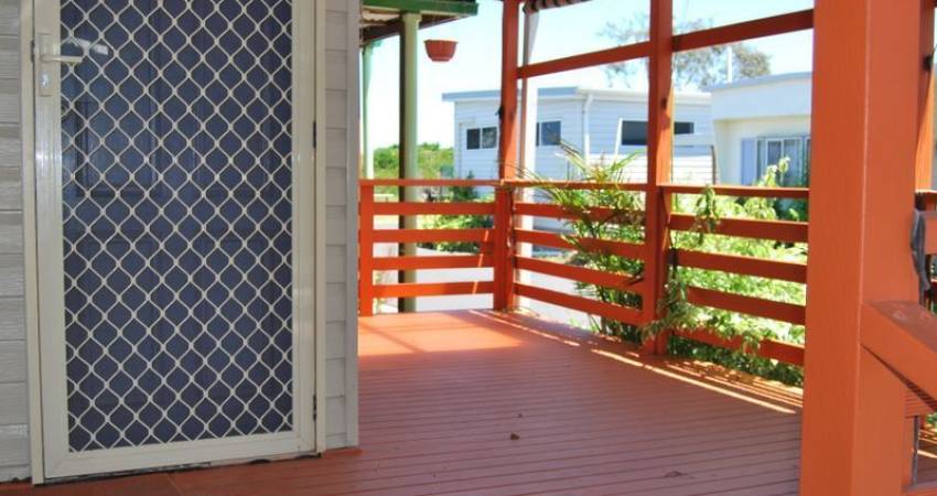 V13 WHITE ALBATROSS PARK NAMBUCCA HEADS NSW 2448 2
