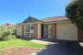 Spacious 3 bedroom home, Refreshed & ready to go!