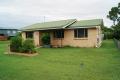 NEAT & TIDY HOME IN CENTRAL LOCATION