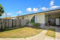 Three bedroom Unit Located In Kepnock
