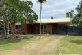 Renovated 3 Bedroom Home In Moore Park Beach