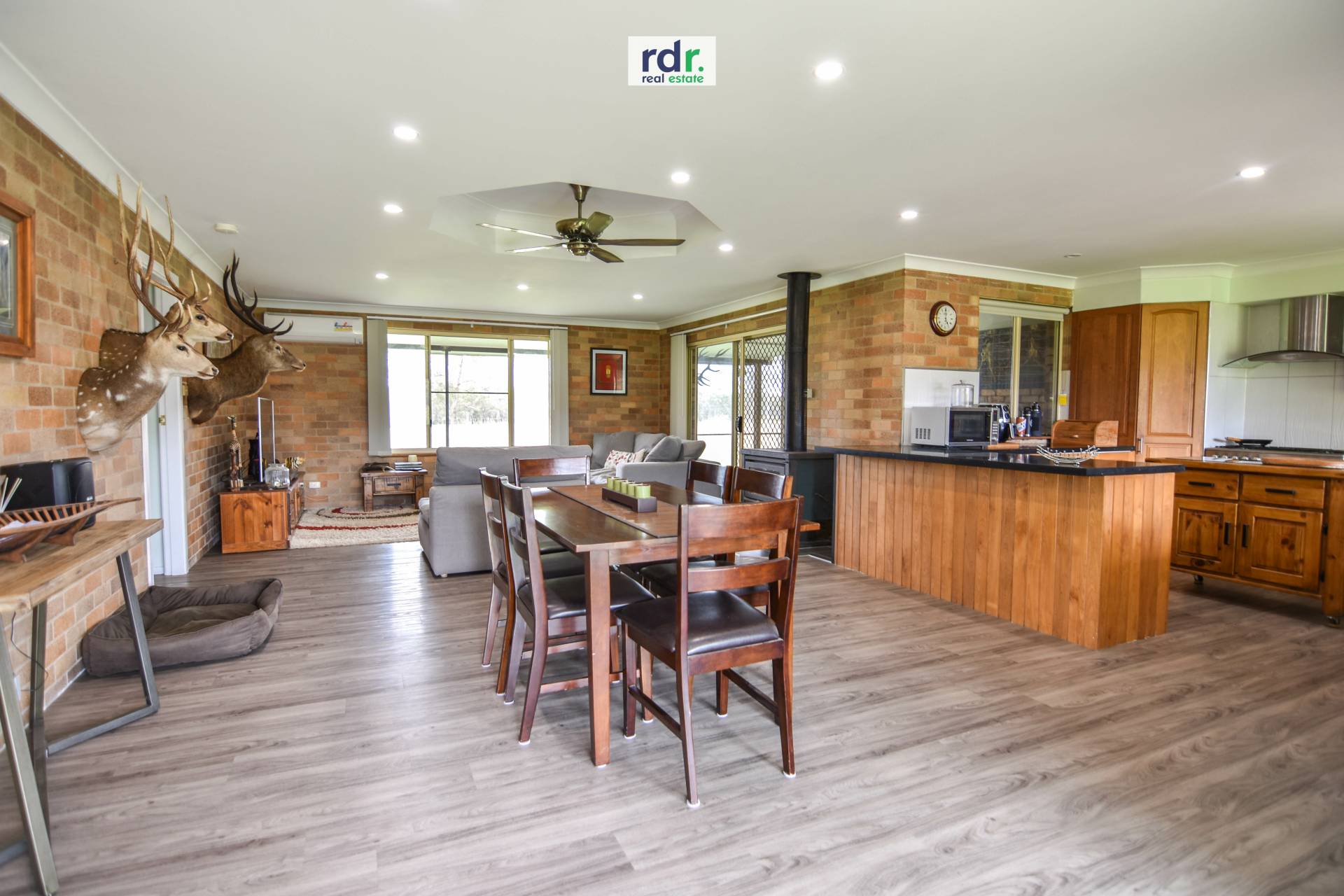 RDR Real Estate "GLEN ALPIN"