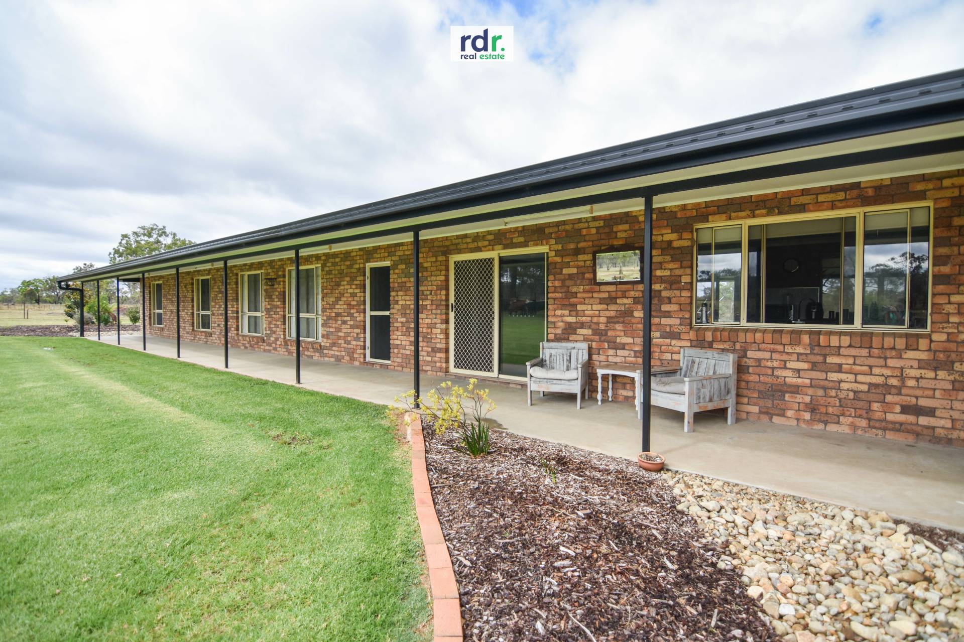 RDR Real Estate "GLEN ALPIN"