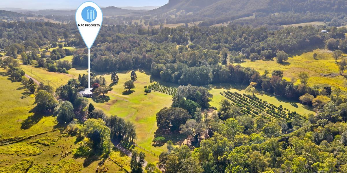 "BUNYA FLATS" - PEACEFUL COUNTRY LIVING WITH PRODUCTIVE CHARM
