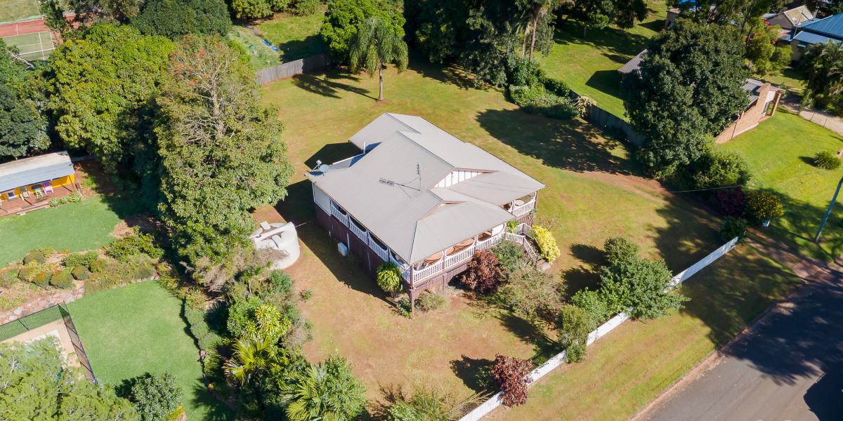 GRAND QUEENSLANDER - "KANDANGA HOUSE"