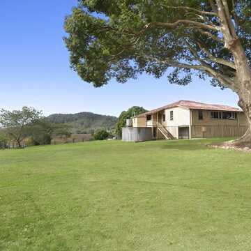 Louise - Purchased in Tuchekoi testimonial image