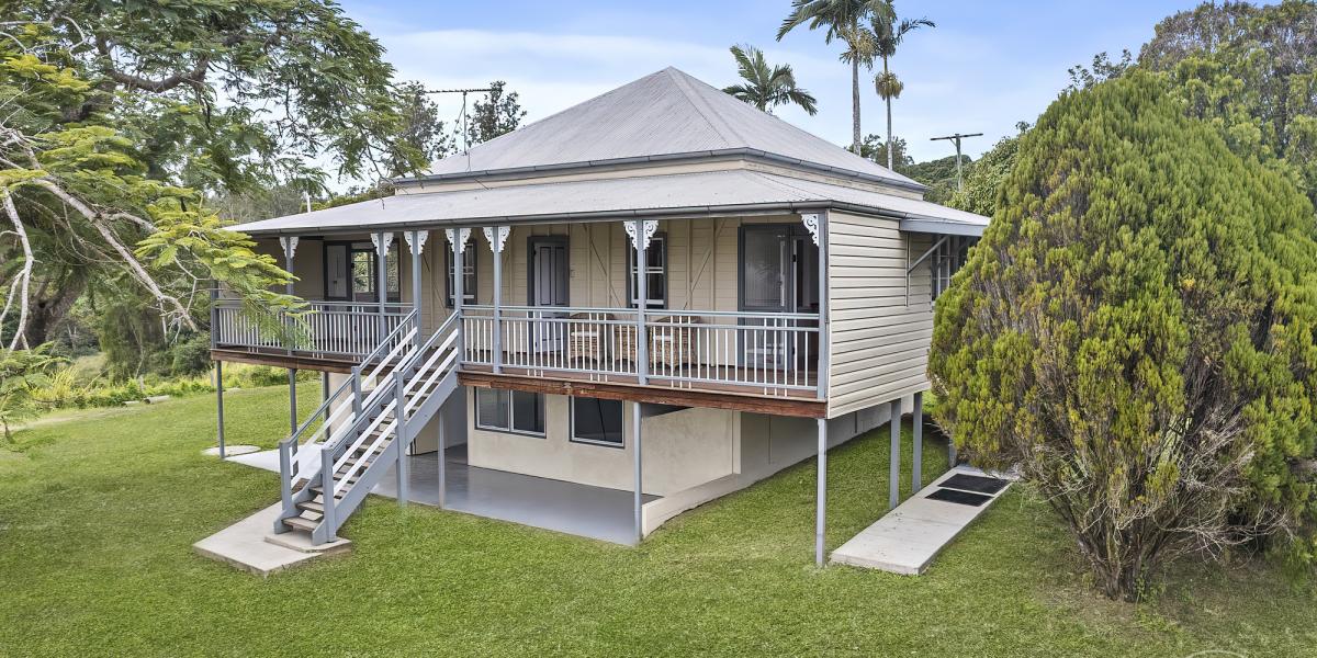 COUNTRY LIVING WITH OPTIONS!