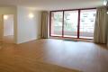 SPACIOUS MODERN 2 BEDROOM WITH PARKING