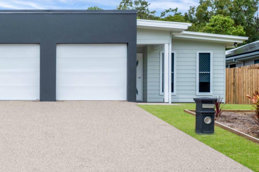 New duplex in Hidden Valley