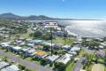 Coastal Charm, Comfort & Convenience – Walk to Two Beaches