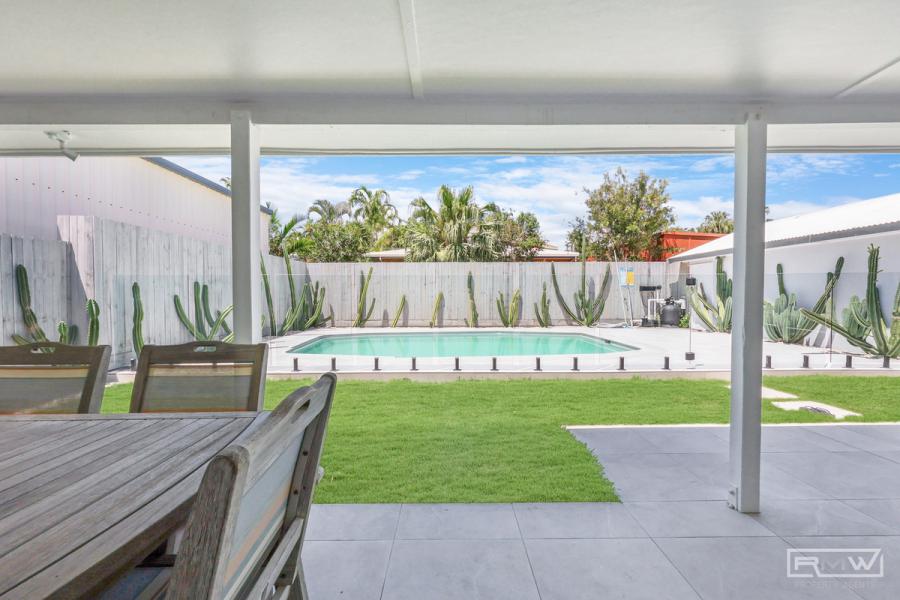 A Coastal Sanctuary for Relaxed Living