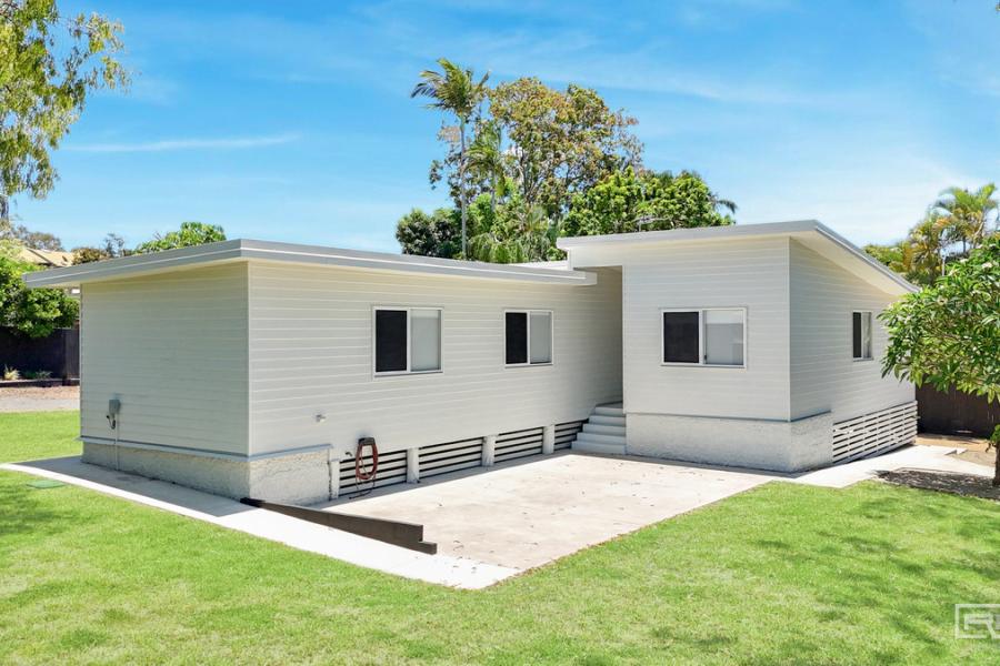 RENOVATED HOME WITH DUAL ACCESS