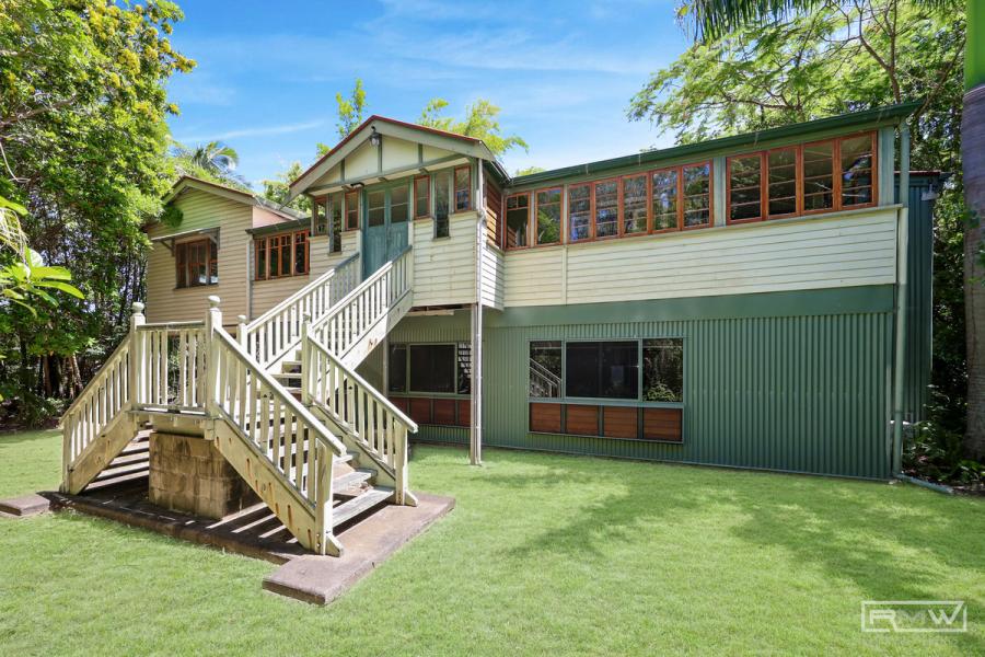 A rare opportunity on 3,242m² in the heart of Yeppoon