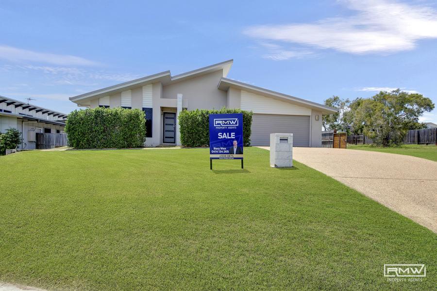 Modern Coastal Living in the Heart of Seaspray Estate