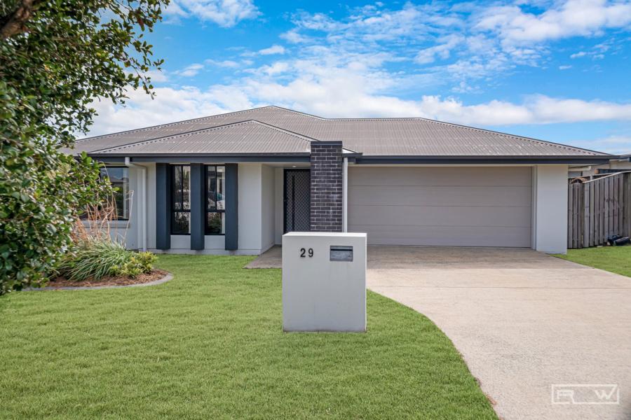 Modern Comfort and Spacious Living at 29 Norfolk Drive