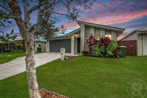 Where Family Living Meets Outdoor Entertaining