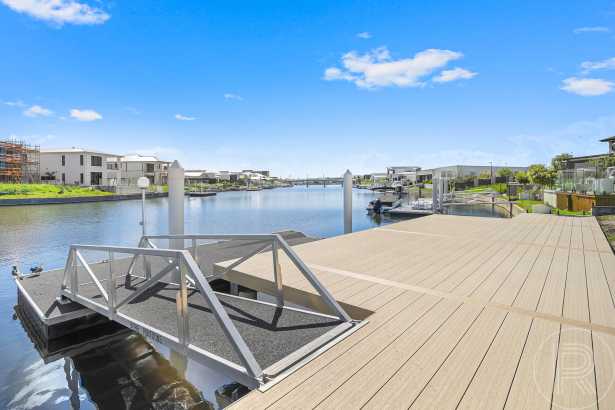 Rare 854m² North-Facing waterfront block with 18.4m water frontage