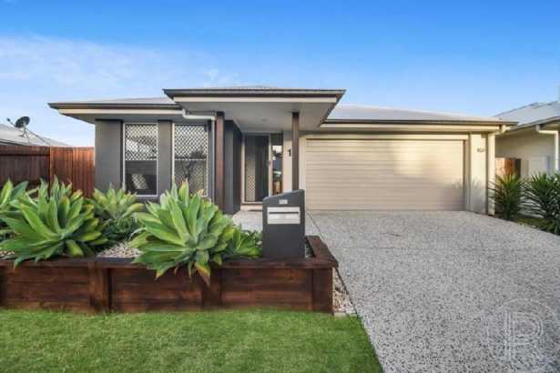 Low Maintenance Living in a Quiet Mountain Creek Pocket