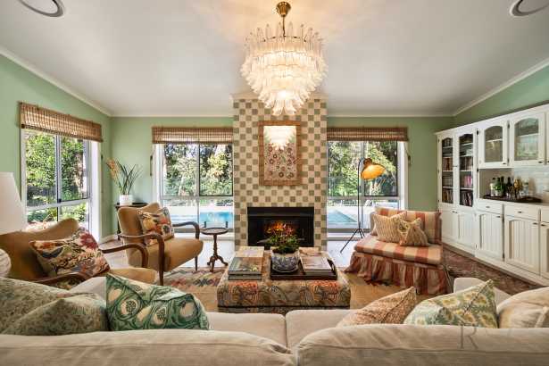 Refined Family Luxury with Resort-Style Living in the Heart of Buderim