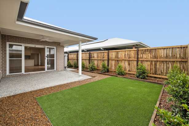 Large 4 Bed Home In Banya  - Brand New w Ducted AC 