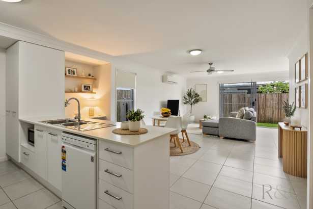Effortless Modern Living in a Walk-About Lakeside Pocket