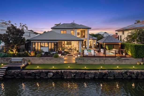 Exclusive Waterfront