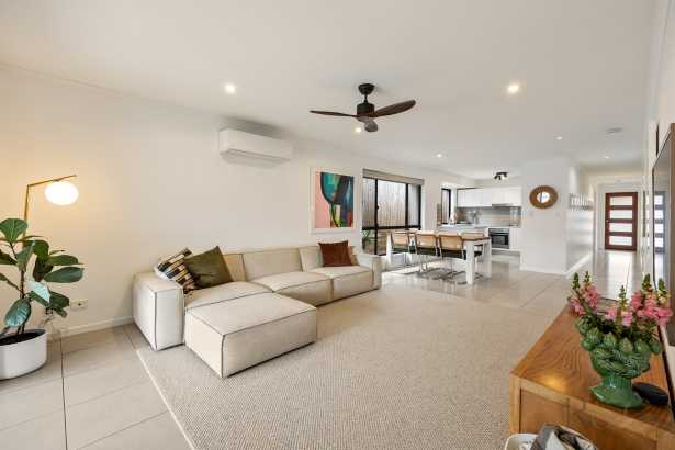 Space, Light & a Layout That Works