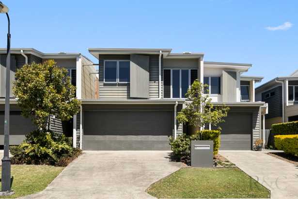 Immaculate Contemporary Living in the Heart of Brightwater
