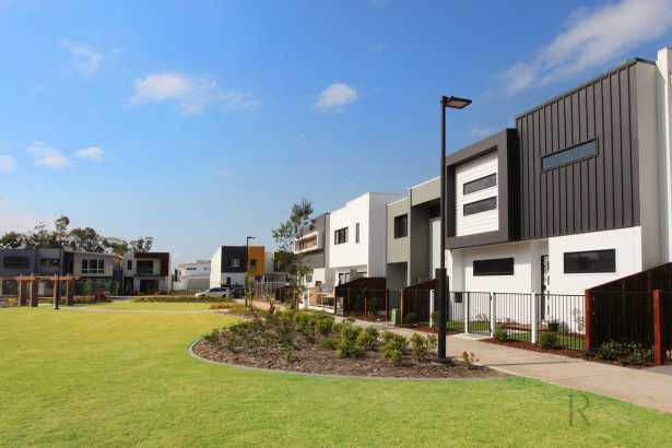 Contemporary Living, Parkside Position & City Convenience