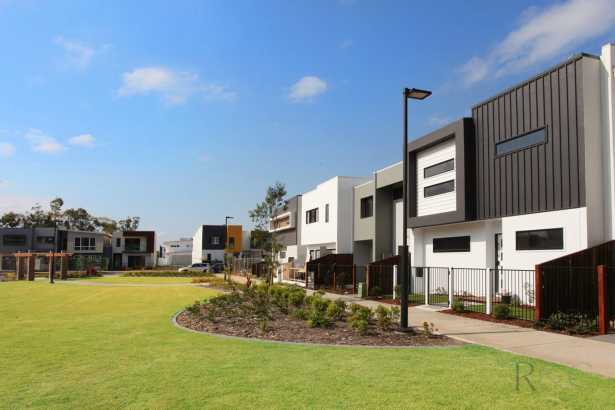 Contemporary Living, Parkside Position & City Convenience