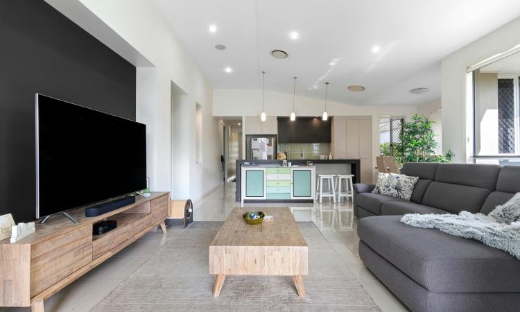 Beautiful home moments from parklands, beaches and more