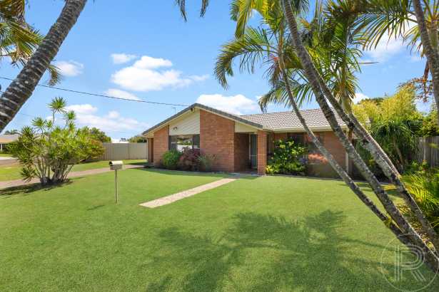 Family home in Parreara with Pool 