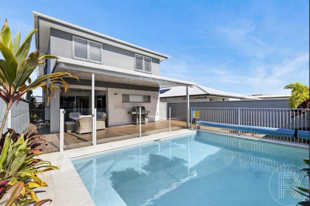 Brightwater Beauty  - Four Bedroom Home with Pool 