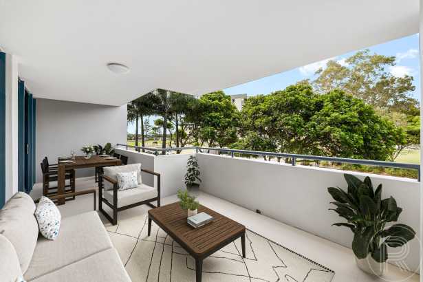 Two Bedroom Apartment in Heart of Alexandra Headland